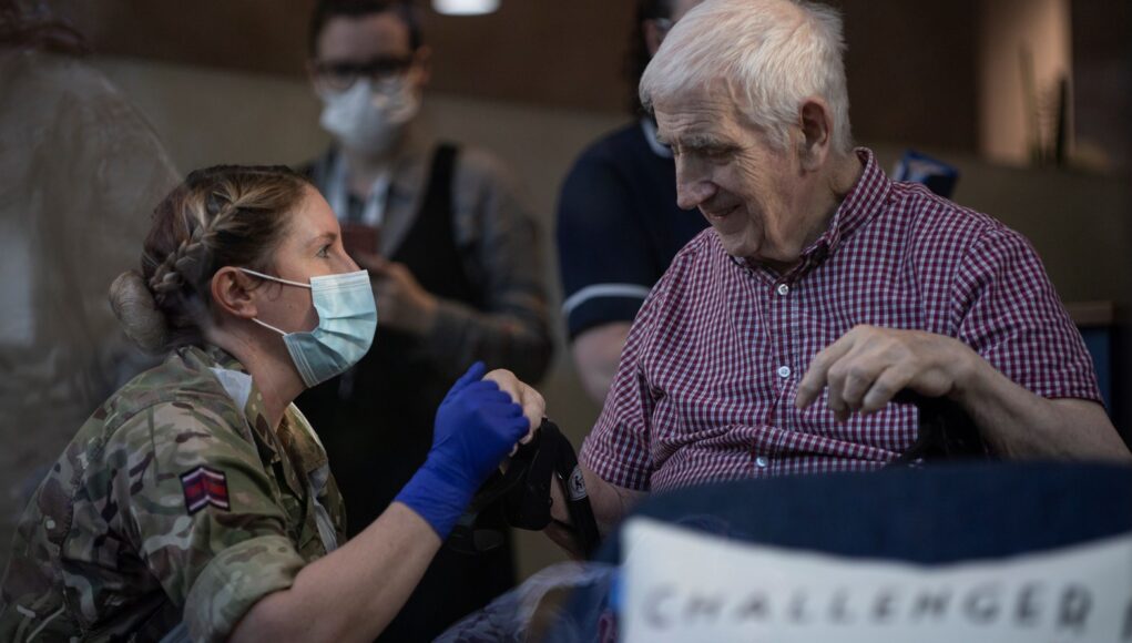 apowmid-official-20210122-003-044