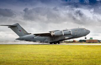 UK and Boeing agree new C-17 crew training deal