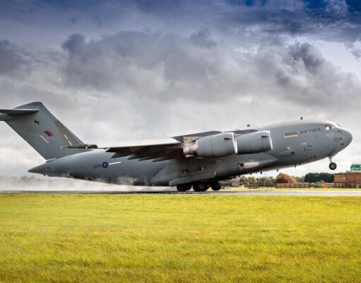 UK and Boeing agree new C-17 crew training deal