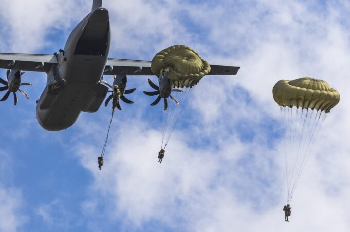 UK confirms parachute force to be cut to one battalion