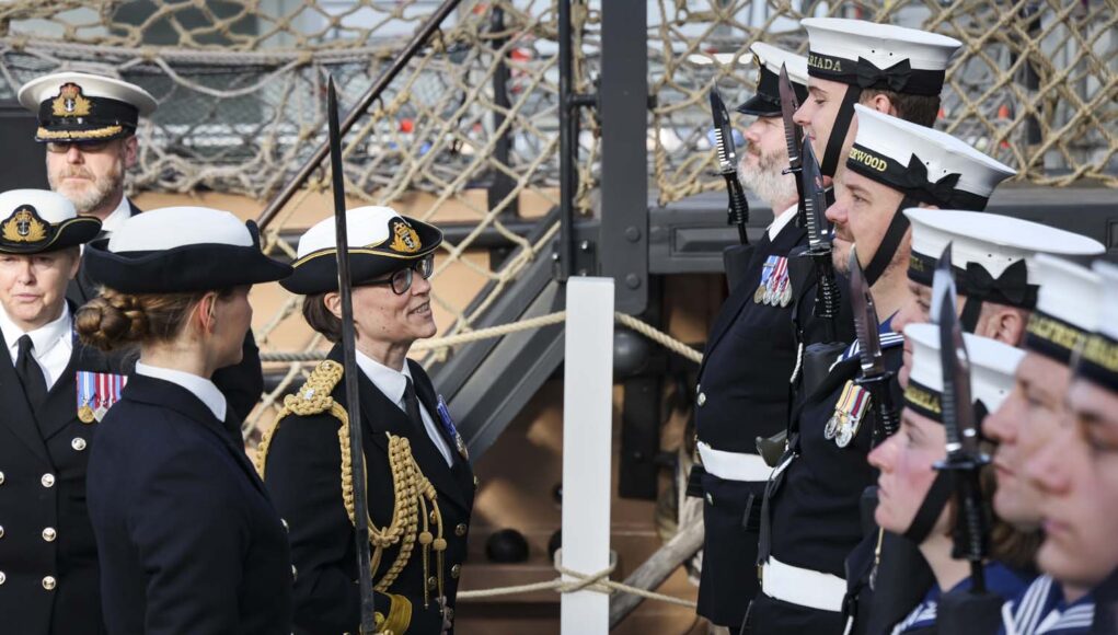 MARITIME RESERVES COMMAND CHANGES HANDS