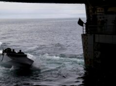 US Navy SEALs work with assault ship in Arctic Ops