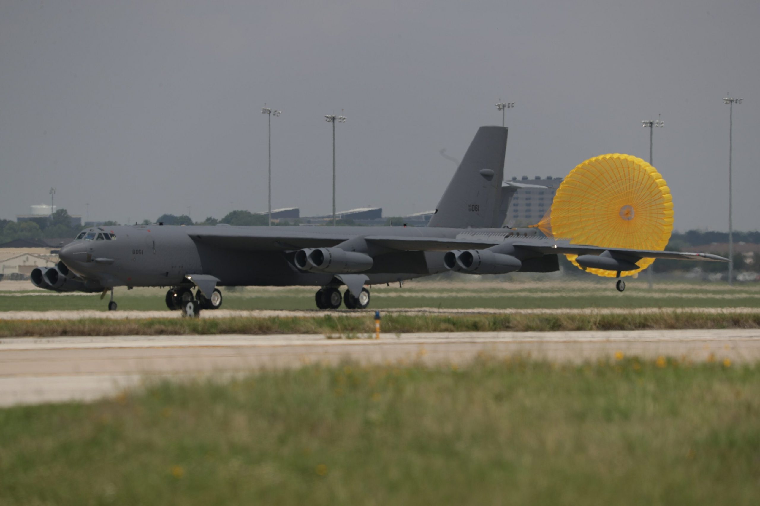 RTX - B-52 arrives in San Antonio