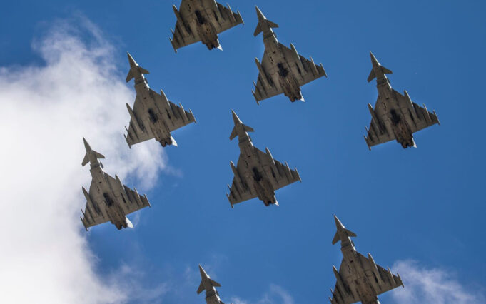 Britain lacks dates for defence procurement speed up