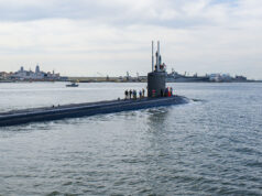 American nuclear sub makes supply stop in Iceland