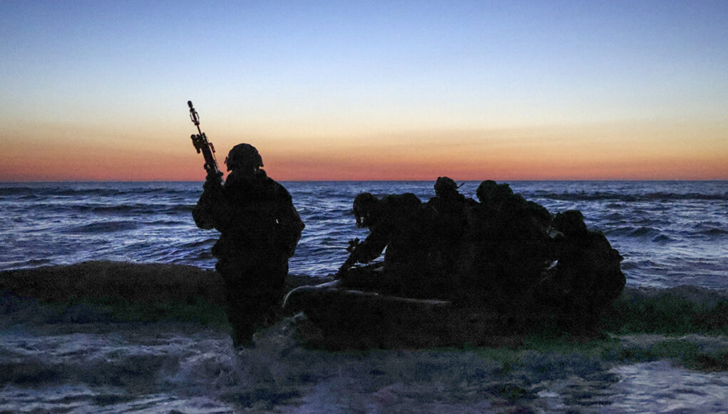 FLEET-20230421-XR0005-0164