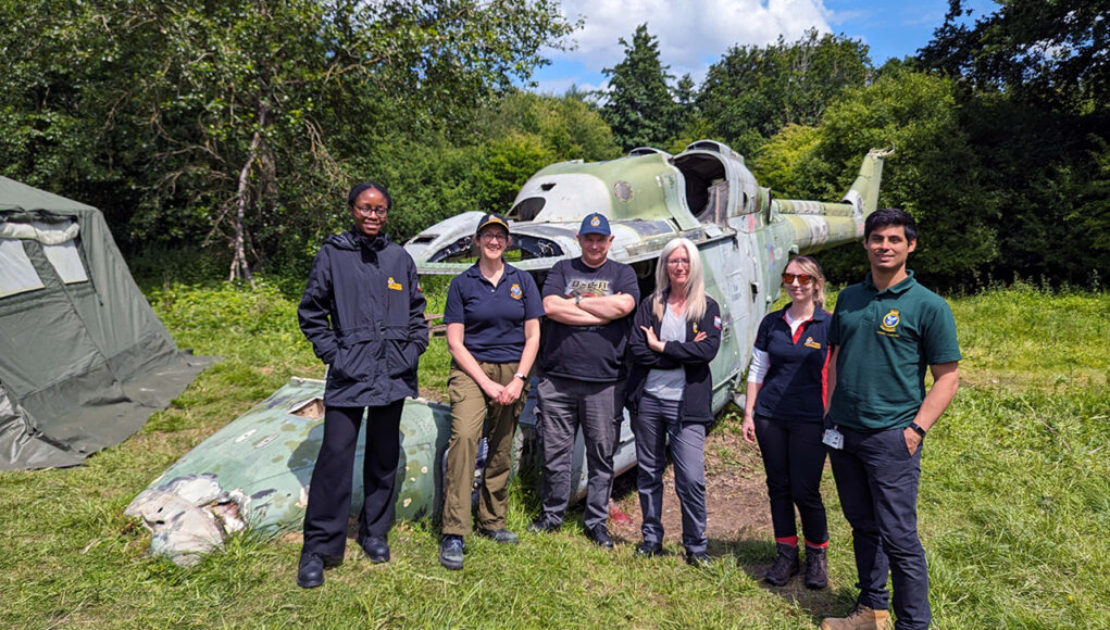 The 1710 team with a Lynx which has seen better days