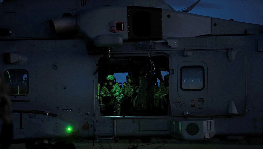 1AAC_OFFICIAL_MAOT_FAST-ROPE_TRAINING_0068.jpg.iCfB39vnMWATAA.G9nBCAqOHD