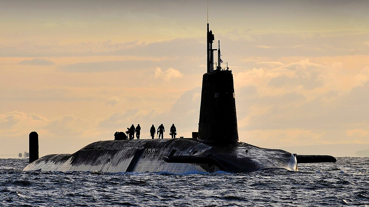 Report Urges Britain To Offer EU Nuclear Protection