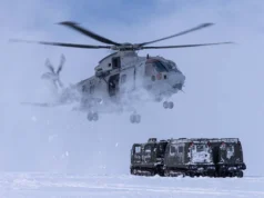 Commando aviators win top award for global ops