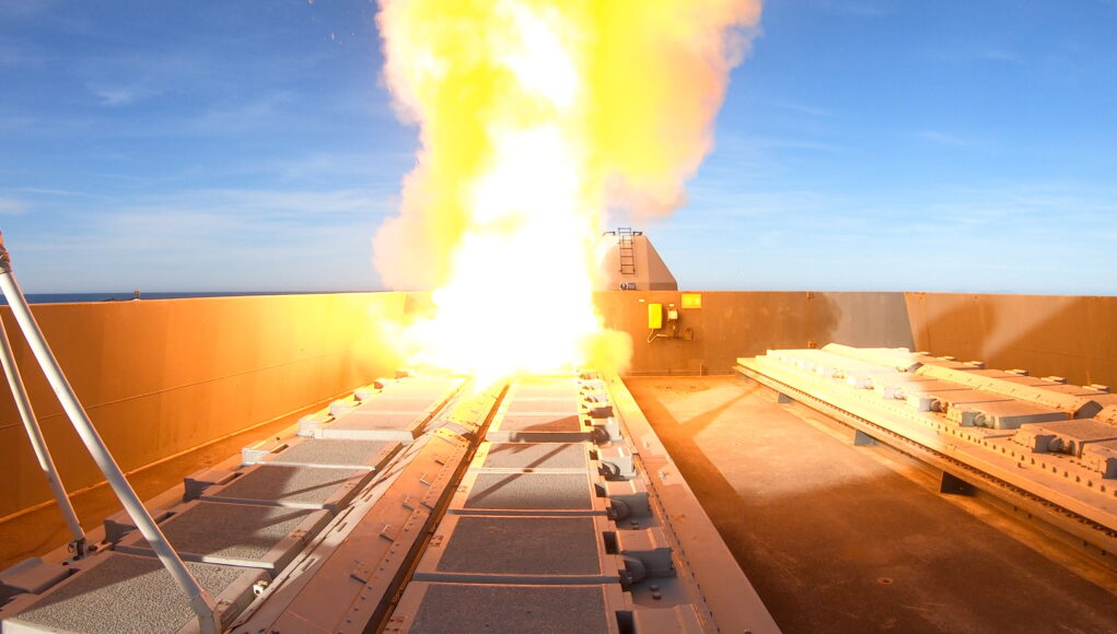 EXERCISE FORMIDABLE SHIELD - HMS DRAGON FIRES SEA VIPER MISSILE