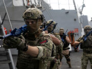 British Royal Marine Commandos ‘storm’ American warship