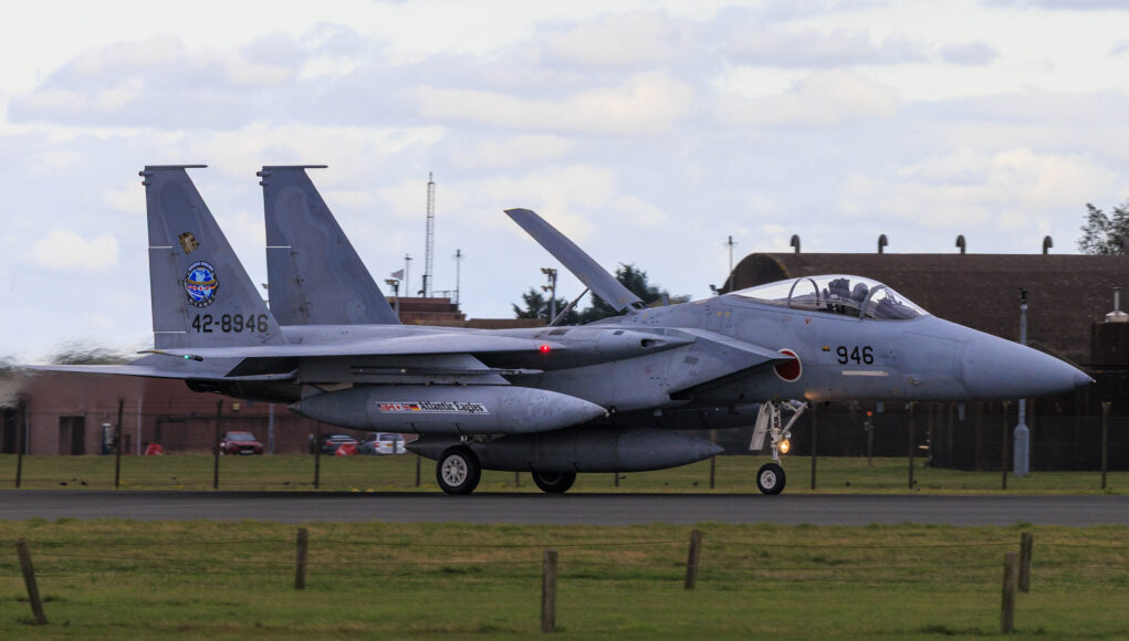 CON 585 JASDF F15 Arrival