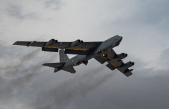 B-52 bomber completes first flight with new radar
