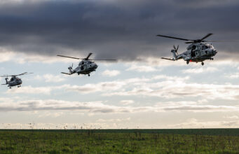 UK and Dutch aircrews train for joint Arctic mission