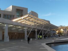 Leonard brands Ferguson Marine employee payment ‘con trick’