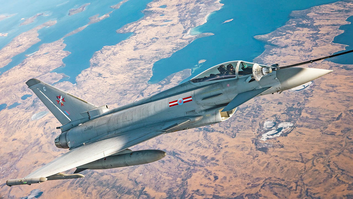 UK stages show of force to Argentina in South Atlantic