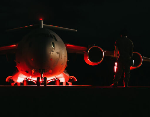 US Air Force C-17 makes unusual flight to Moscow