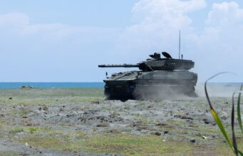 UK rules out buying light tank capability