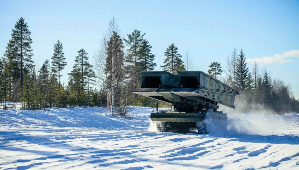 FOTO_KNDS_LEGUAN_LEOPARD_2_851833a789