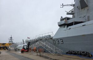 Work starts on warship to restore full combat capability