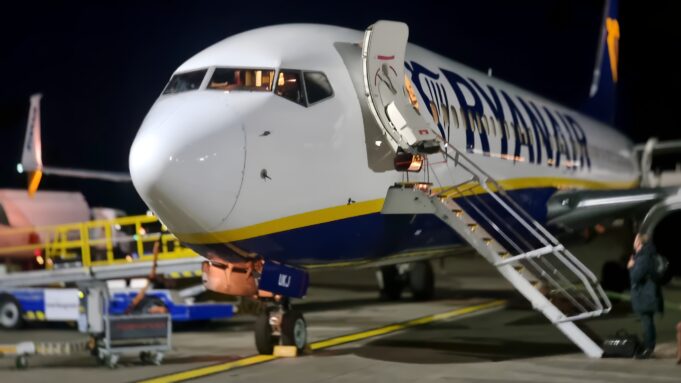 Hundreds of jobs to be created at Glasgow Prestwick Airport