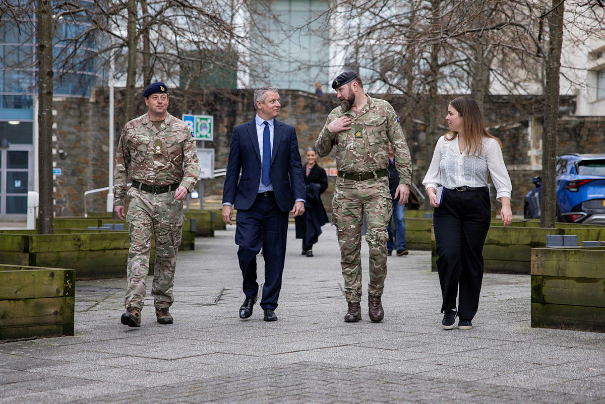 Hamilton to become Army deputy chief of staff