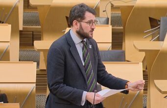 Sweeney presses for shipbuilding finance reform