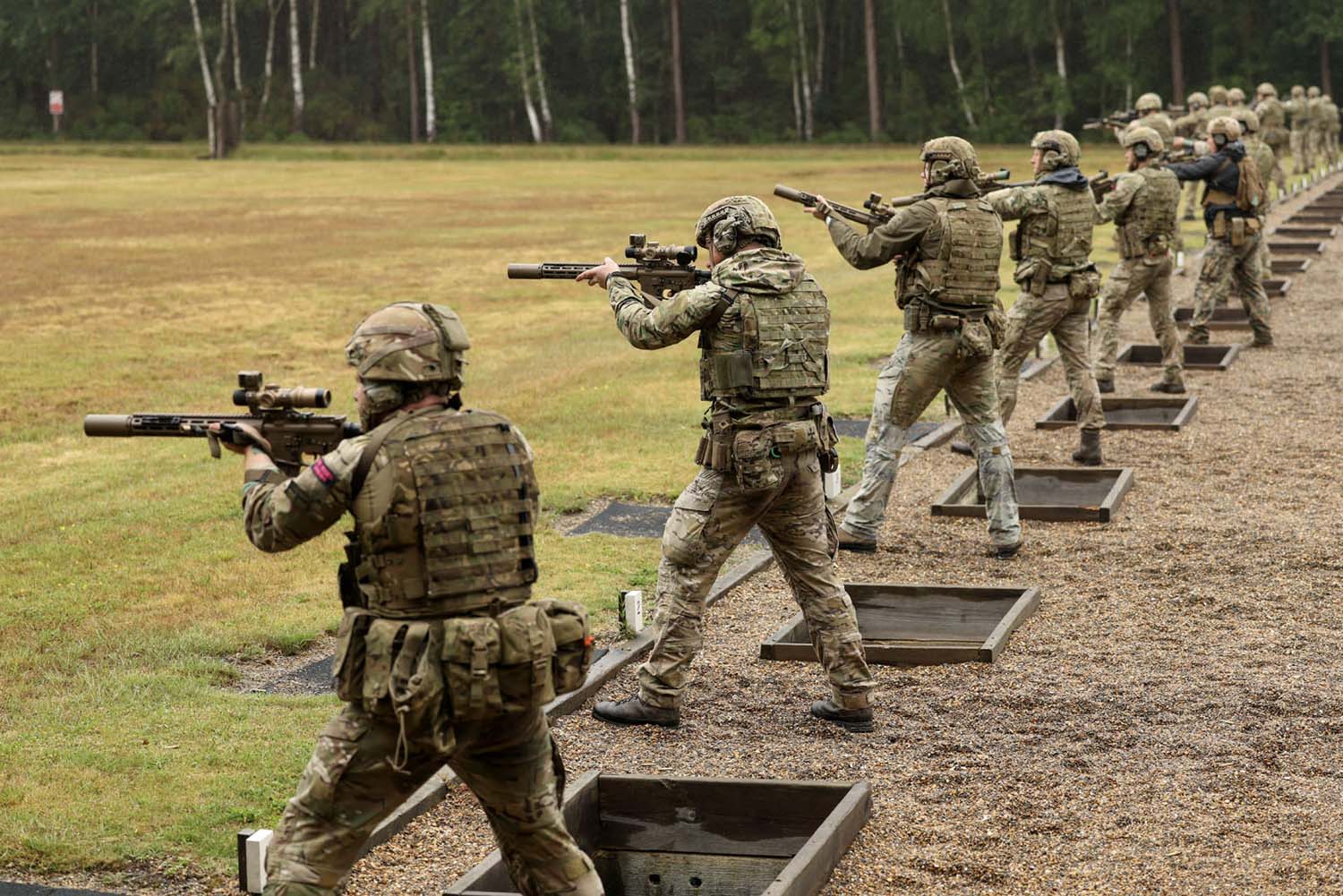 Royal Navy shooters take top UK marksmanship prize with KS1
