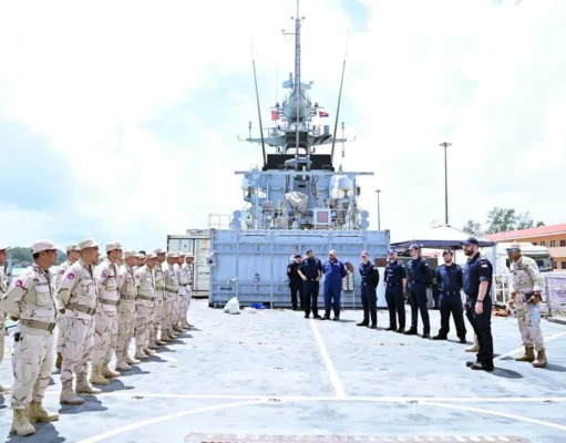 British warship makes first visit to Ream Naval Base