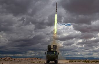 Lockheed tests low-cost rocket for HIMARS training